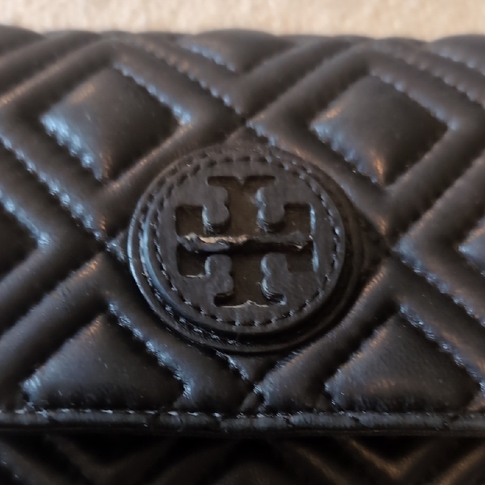 Tory Burch Black Quilted Wristlet - Picture 6 of 8